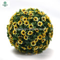 Boule de fleur suspendue artificielle de couleur différente pour la décoration de jardin